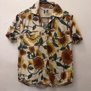 Sunflower Short Sleeve Button Up